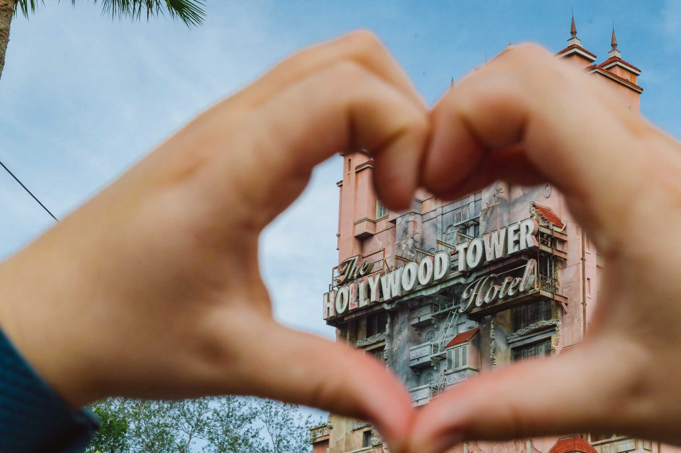 hand heart around Hollywood Tower Hotel in Hollywood Studios Disney World