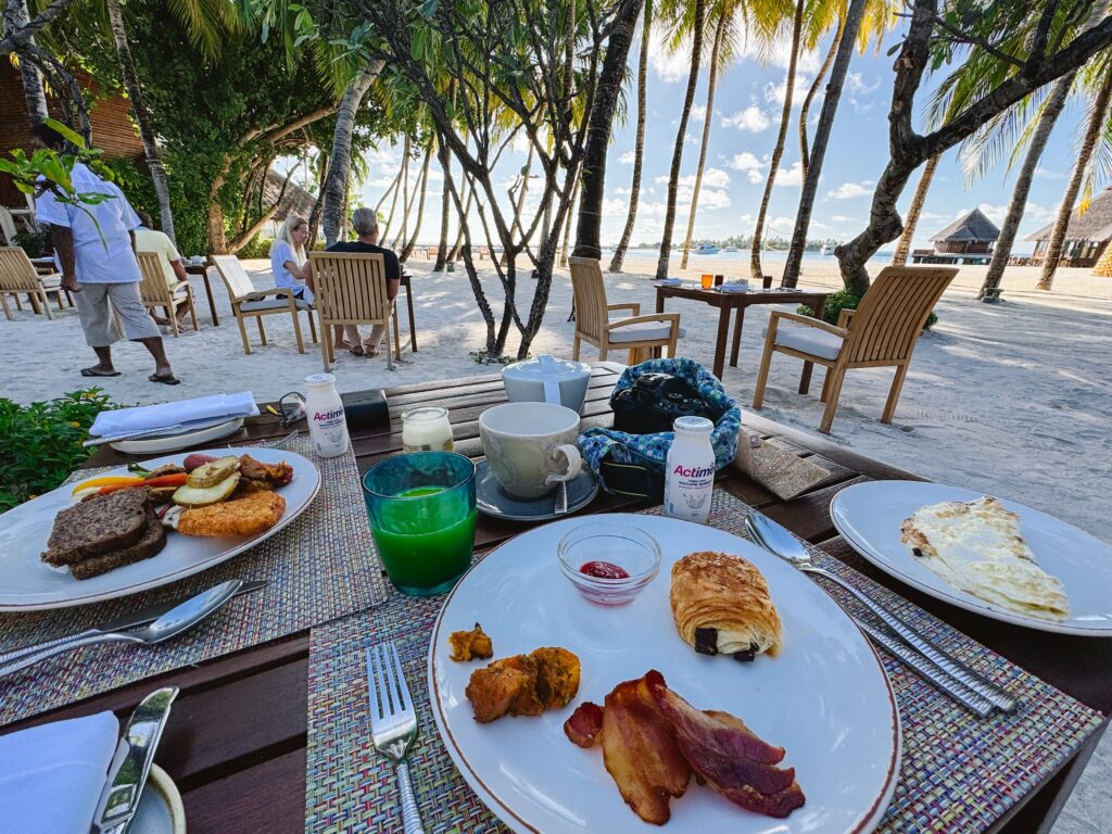 You can sit inside or outside at Atoll Market for your breakfast buffet.