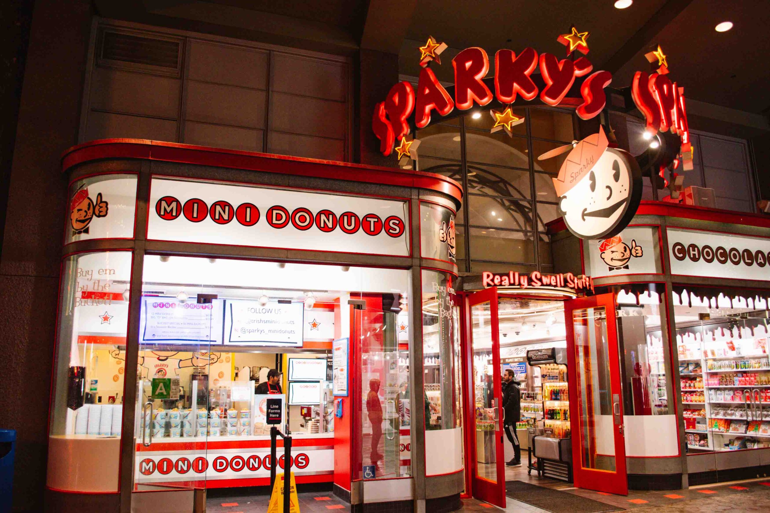 Exterior of Sparky's mini donuts at Universal CityWalk Hollywood at night