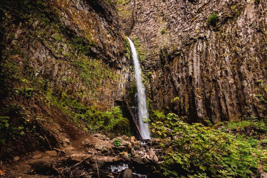 Dry Creek Falls on a moody day in Oregon