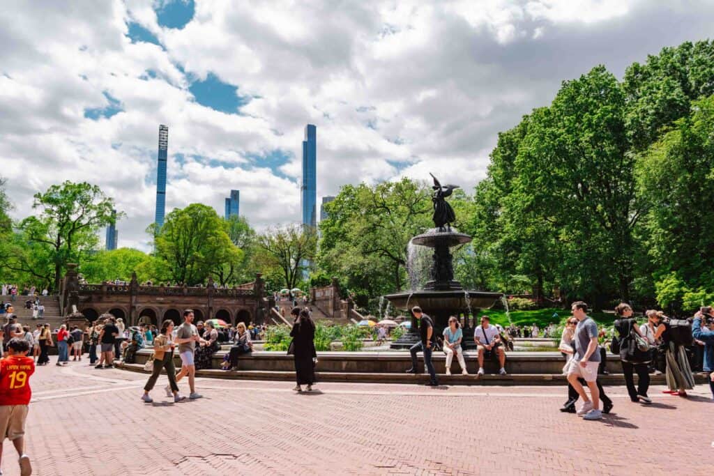 Side view of the Bethesda Terrace fountain in NYC