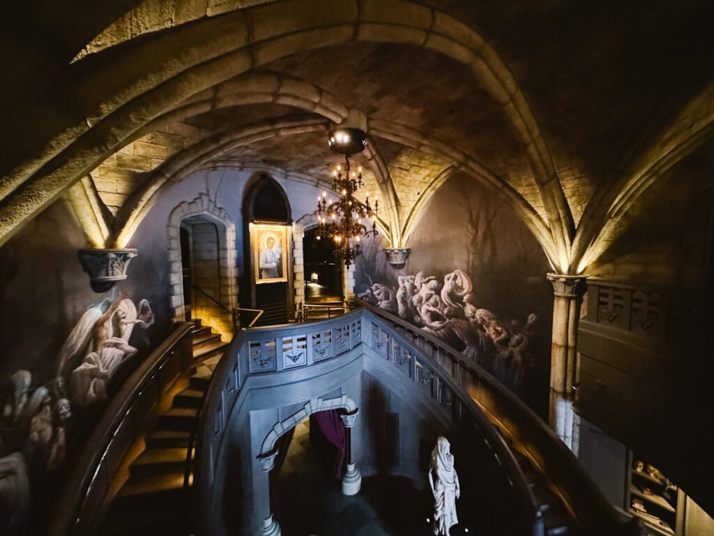 Interior of Victoria Frankenstein's manor Monsters Unchained queue