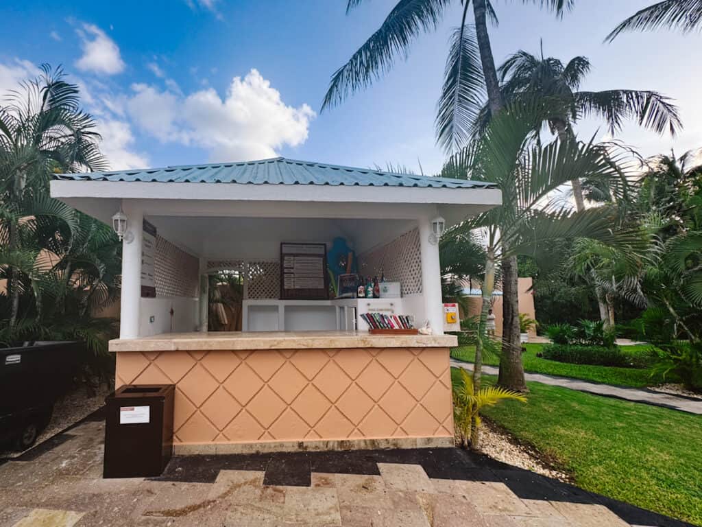 Royal Hideaway activities, towels and books can be found at this pool hut